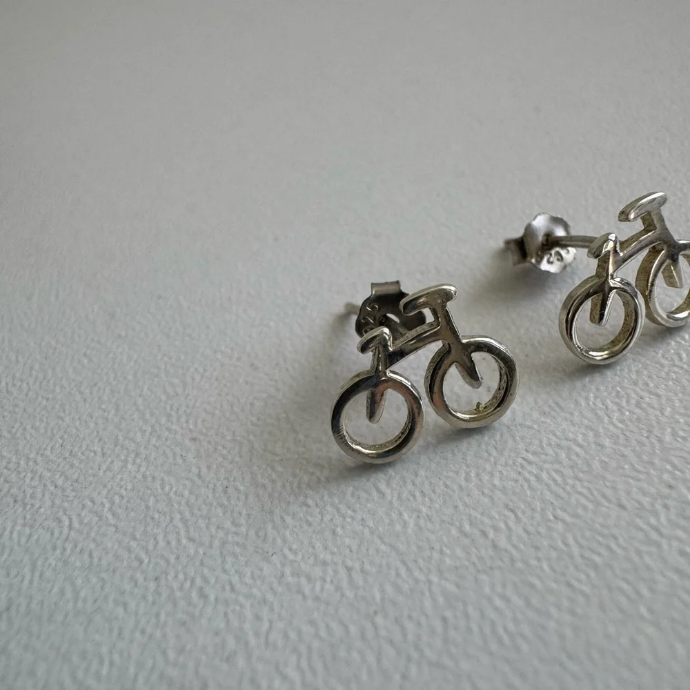 Sterling Silver Bicycle Stud Earrings 🚲 - Picture 6 of 7